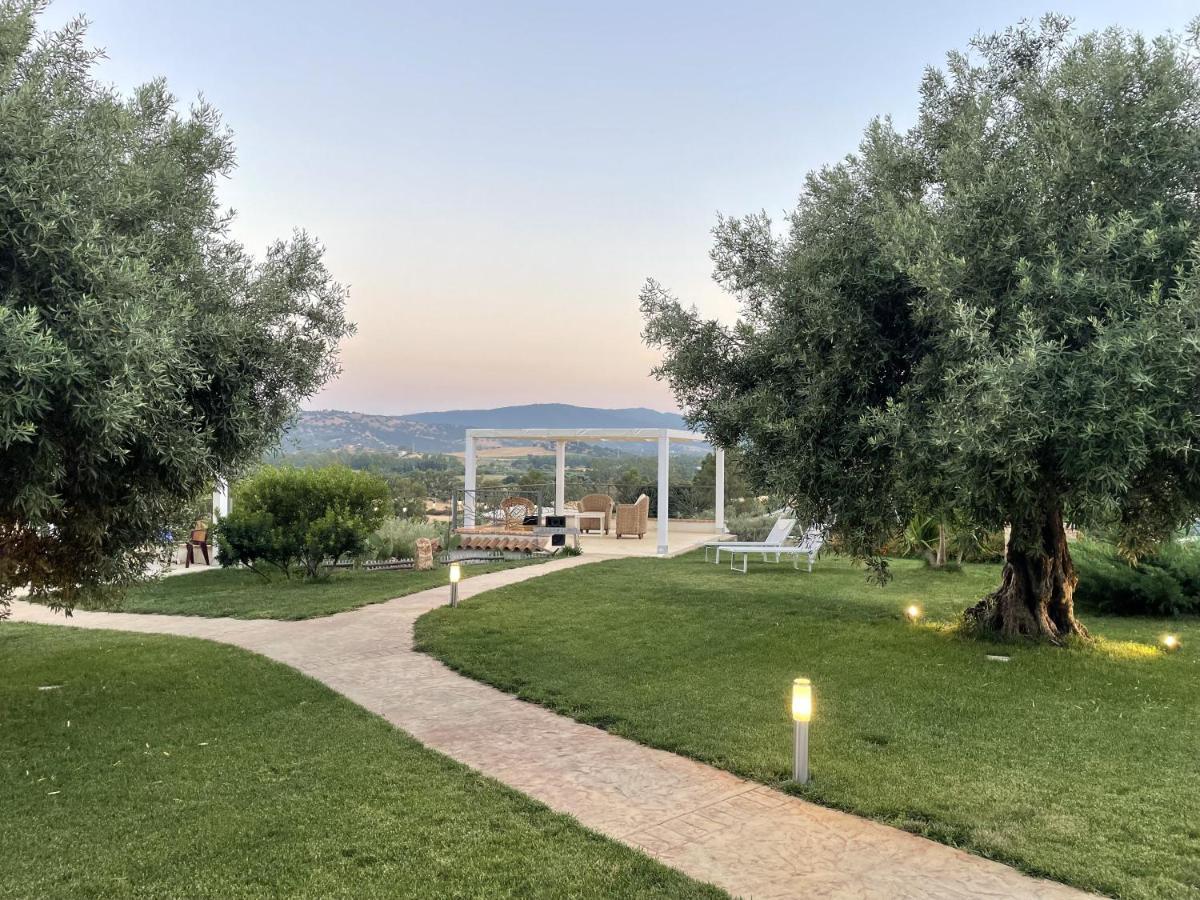 Hotel Essenza Di Mirto La Caletta Luaran gambar